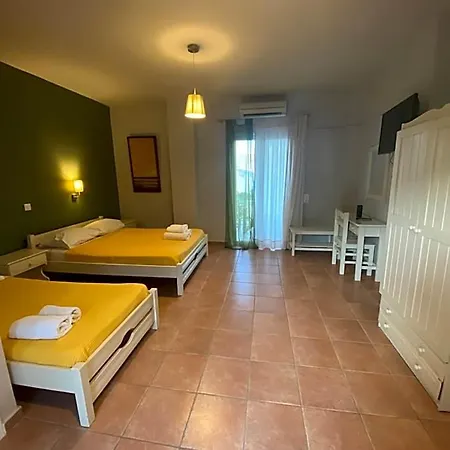 Otel Mirovigli Lixouri